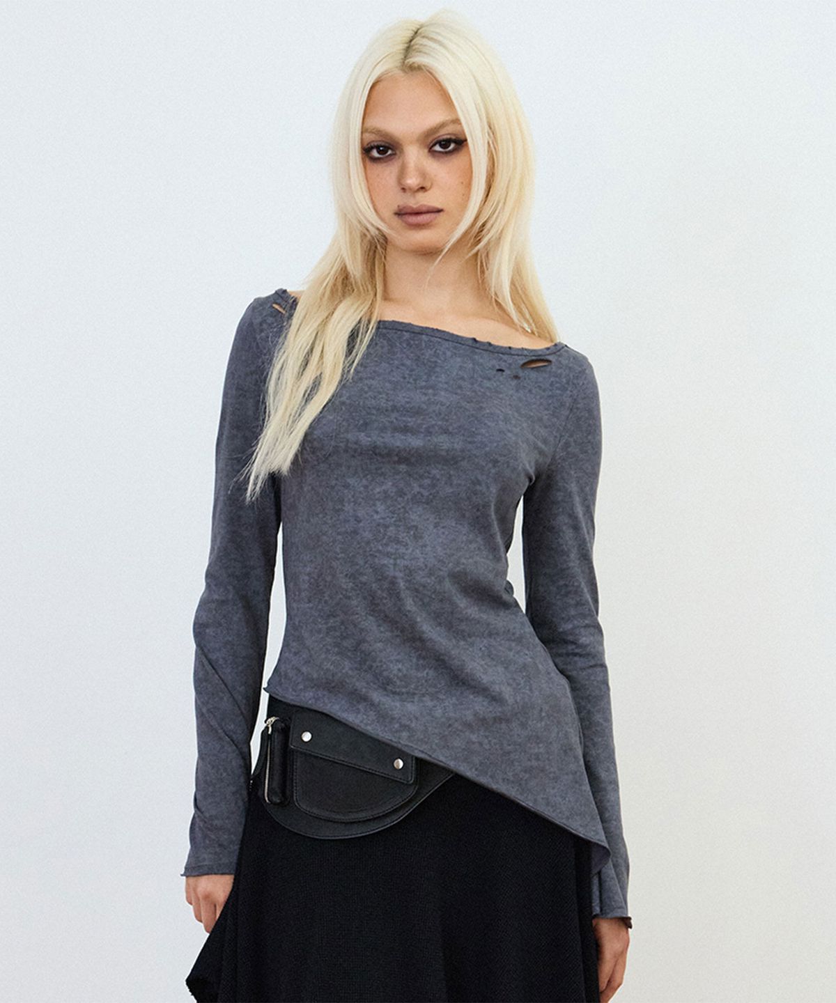 샌드뮤지엄(SAND MUSEUM) DAMAGED BOAT NECK TEE [Gray]