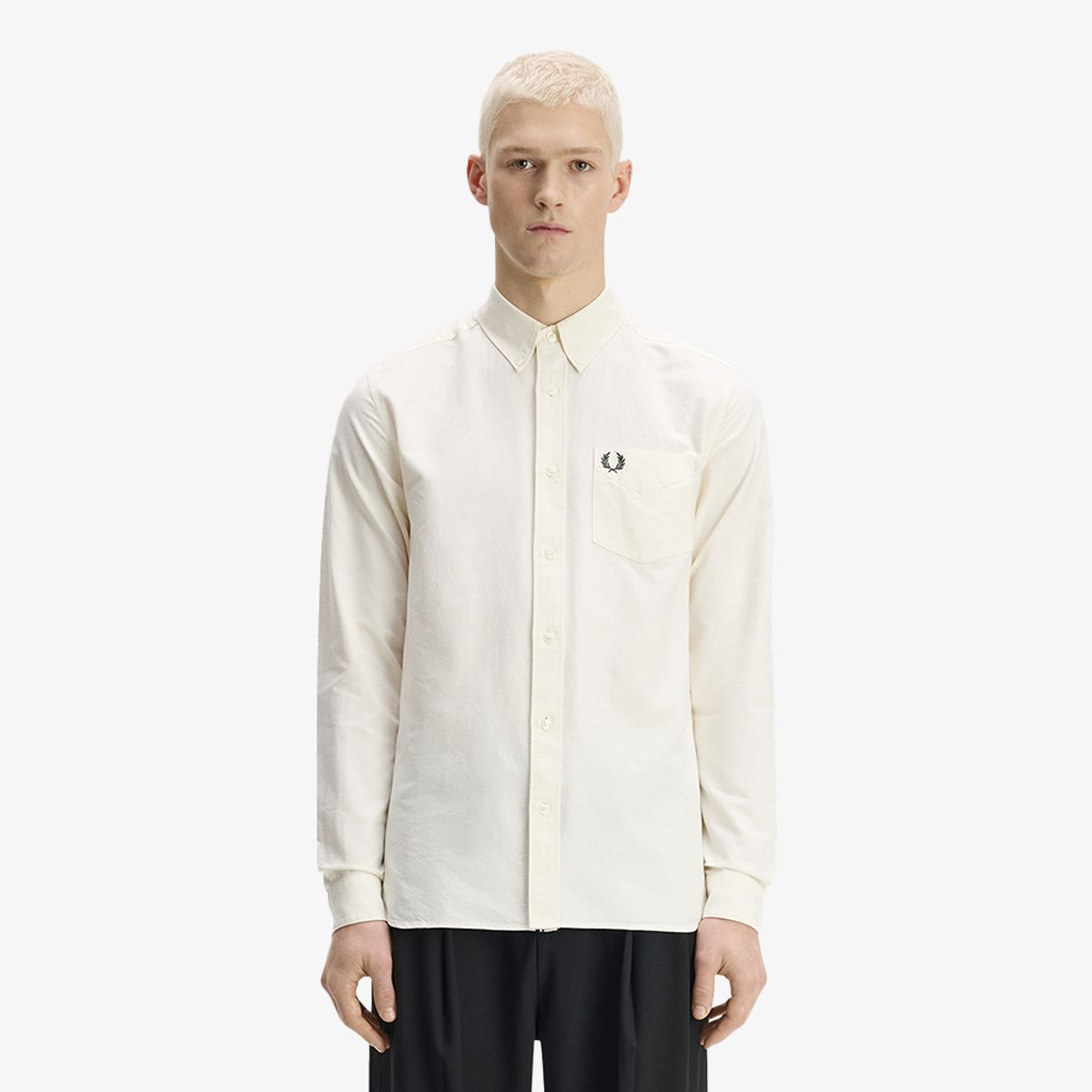 프레드페리(FRED PERRY) [Sharp] 컨실드 팁드 옥스포드 셔츠 - 에크루 AFPM2G33452-560