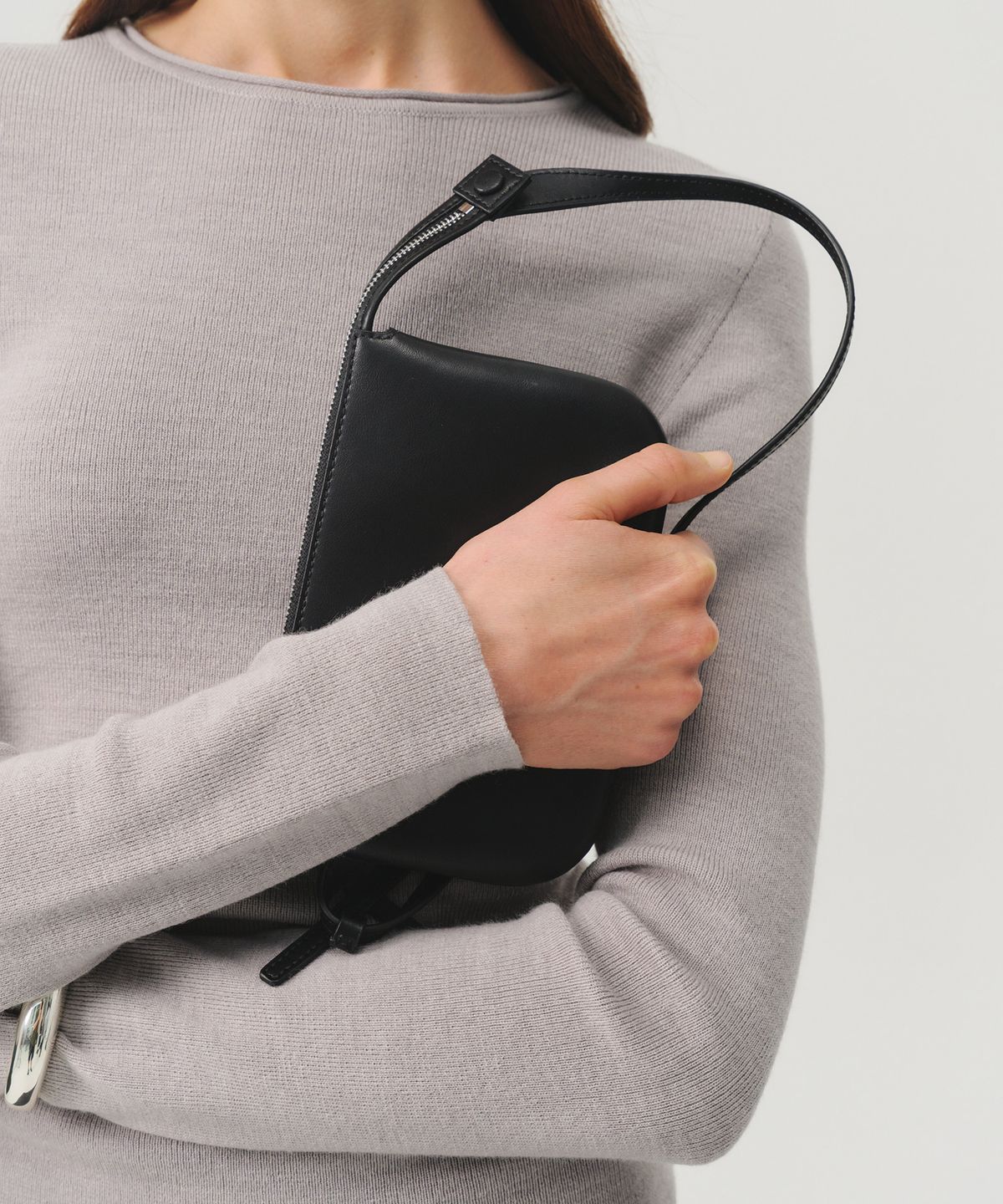 룩캐스트(LOOKAST) 더블 아코디언 숄더 백 / DOUBLE ACCORDION SHOULDER BAG_2colors