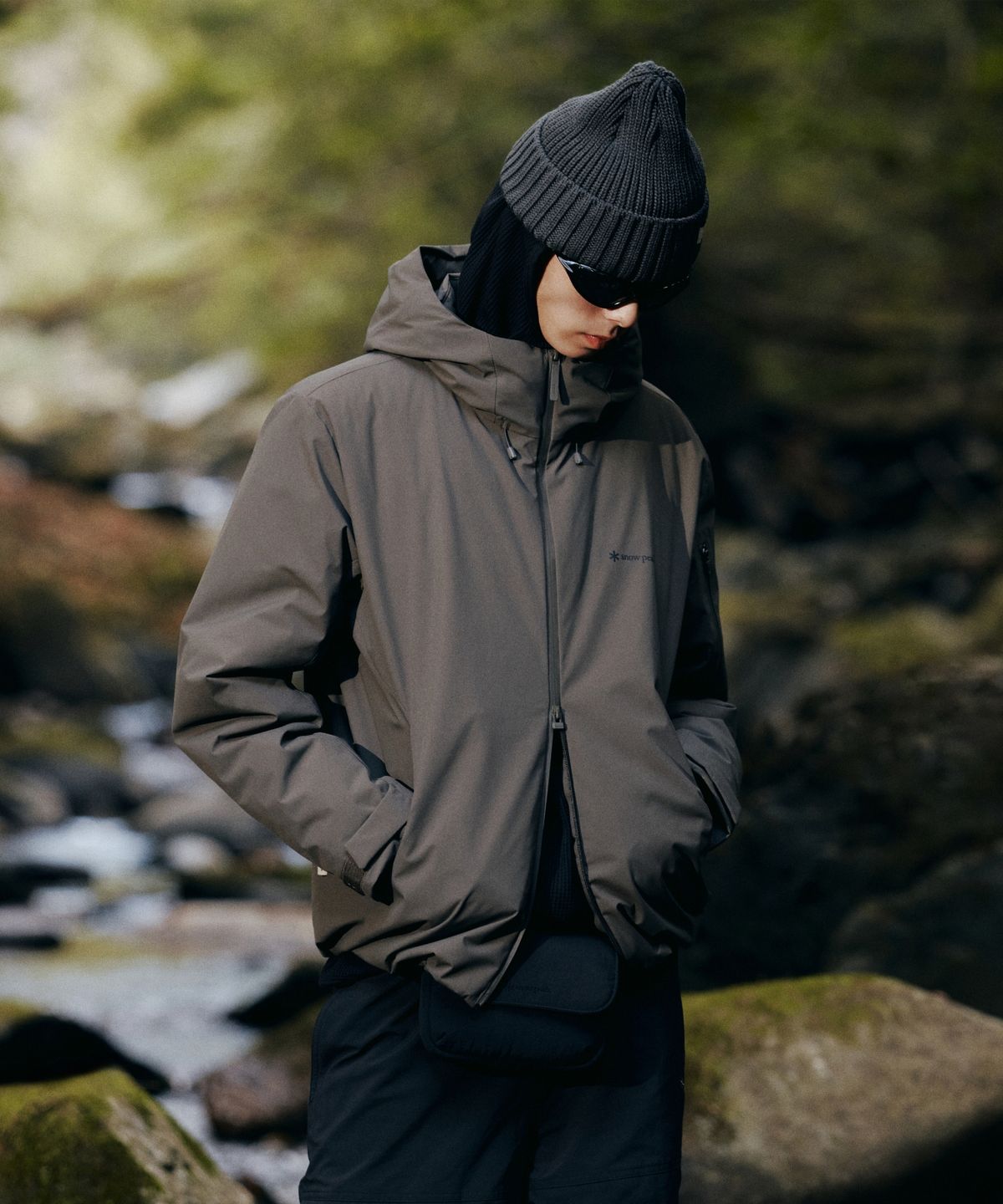스노우피크 어패럴(SNOWPEAK APPAREL) 2L 티타닉 그래픽 지퍼 경량 다운 자켓 (S26WMTDJ34) Dark Khaki