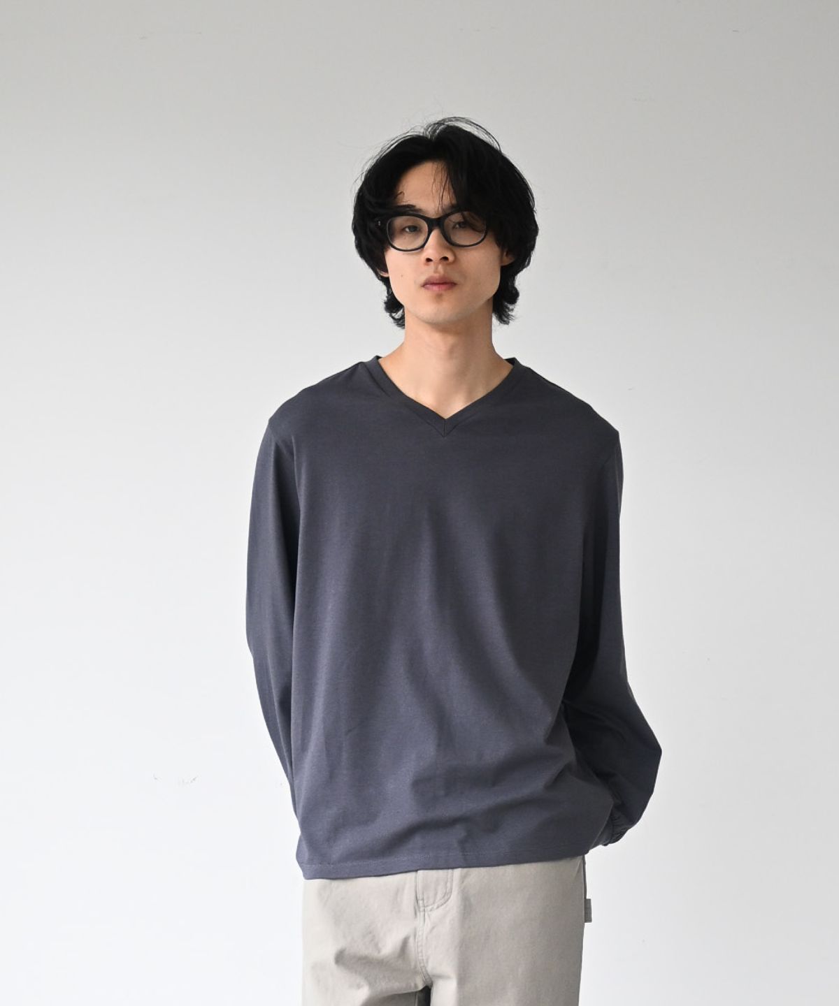 하프시코드(HARPSICHORD) V-neck Long Sleeve Charcoal