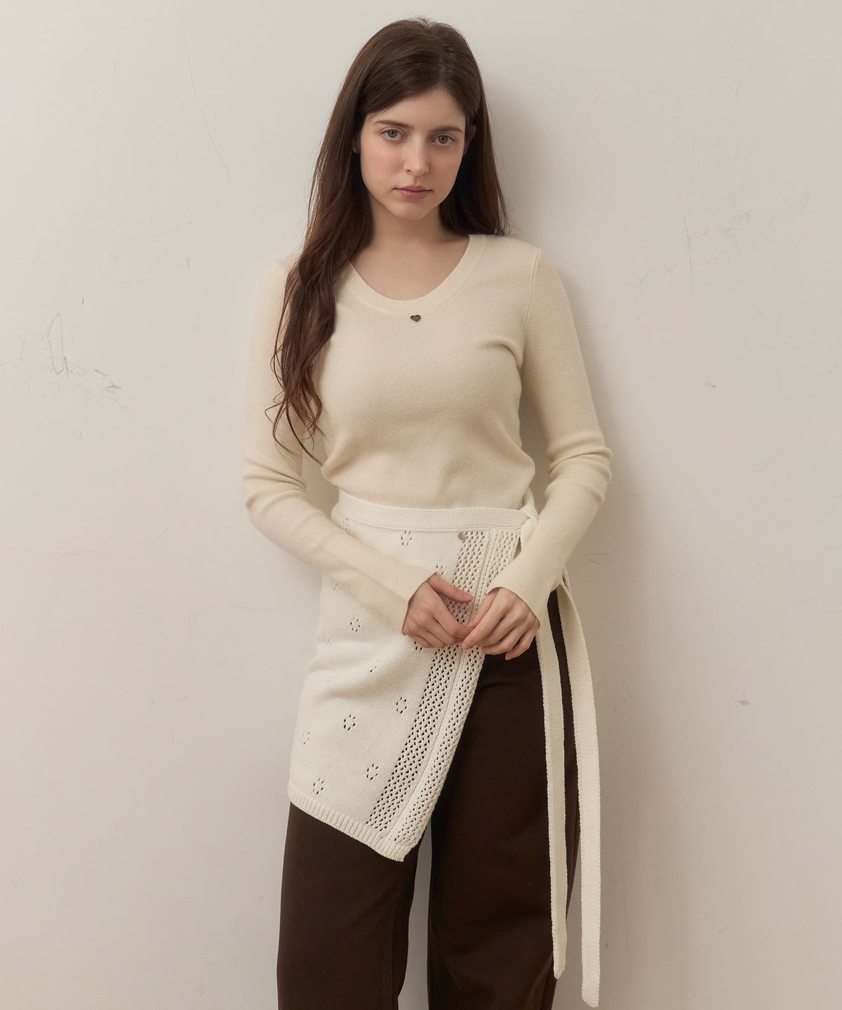 메종르하르(MAISONLEHAR) 피오니 니트 랩스커트 2color