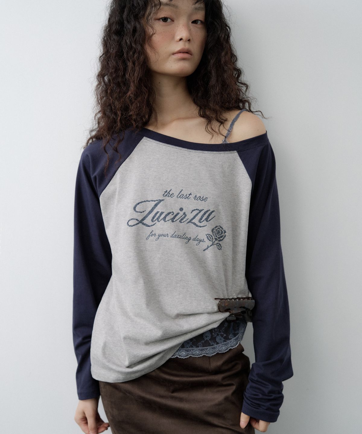 루시르주(LUCIR ZU) 20s Cotton Rose Raglan Tee (Indigo)