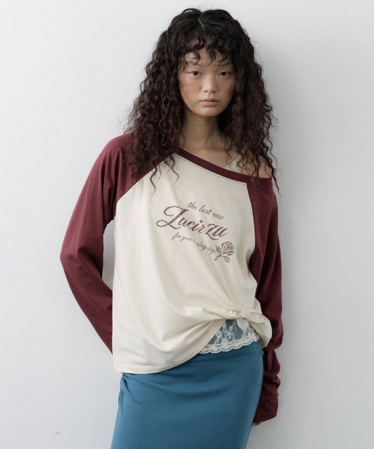 루시르주(LUCIR ZU) 20s Cotton Rose Raglan Tee (Burgundy)