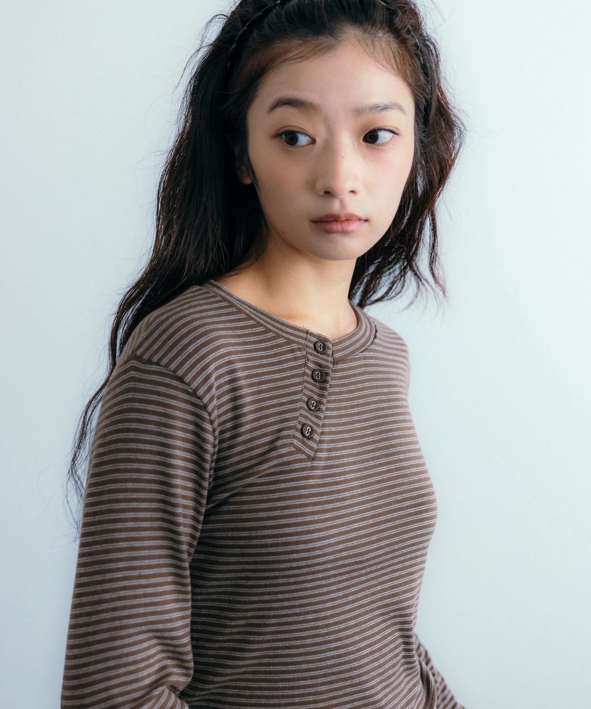이요우아(IYOWUAH) Diagonal Button Striped Long Sleeve, Brown