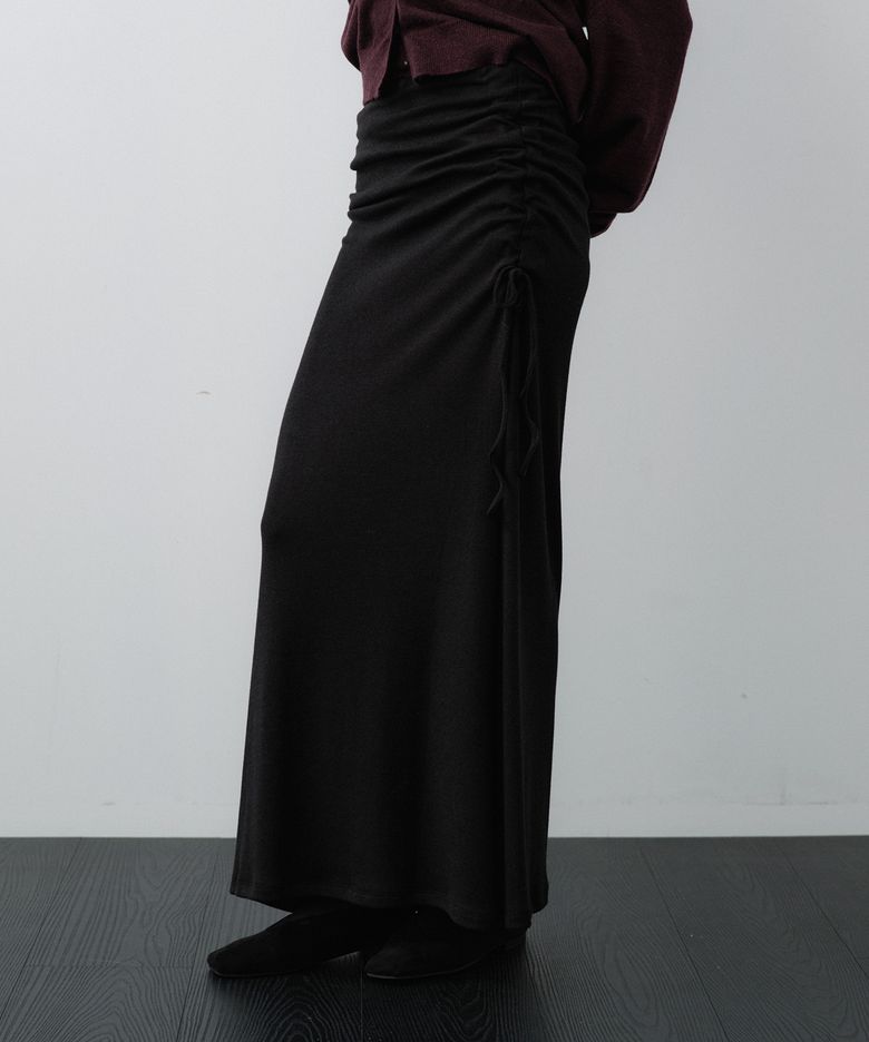 Side-Shirred Maxi Skirt (Black)