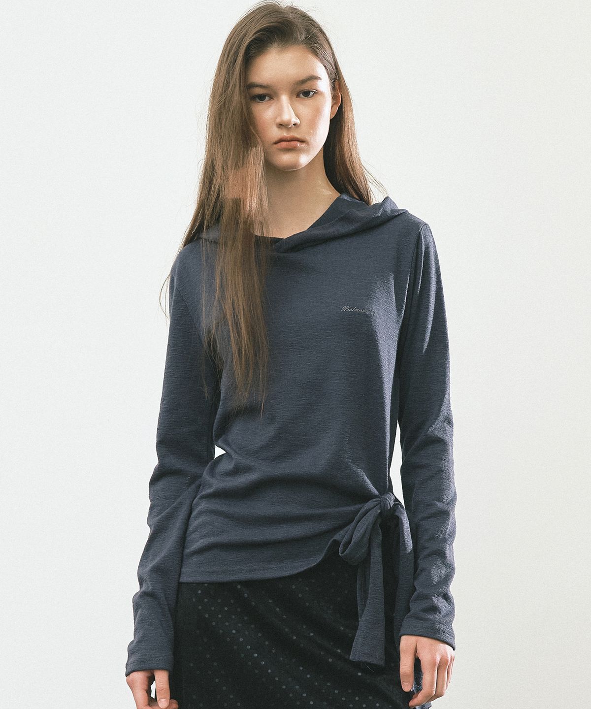 닉앤니콜(NICK&NICOLE) STRAP HOOD LONG SLEEVE TOP_NAVY