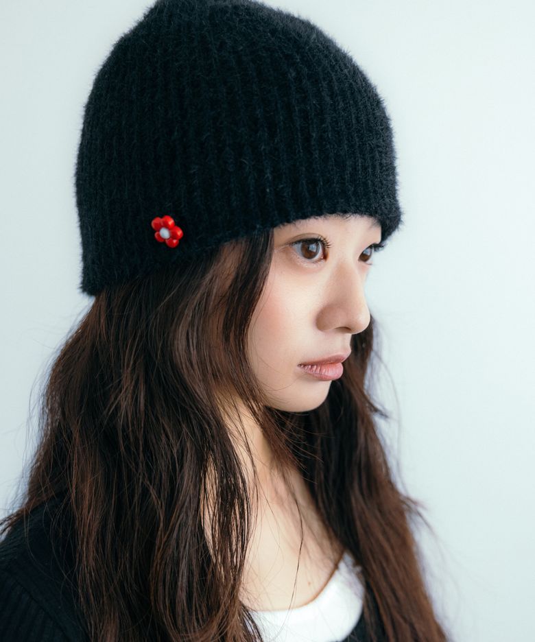 Heart flower Button beanie, Black