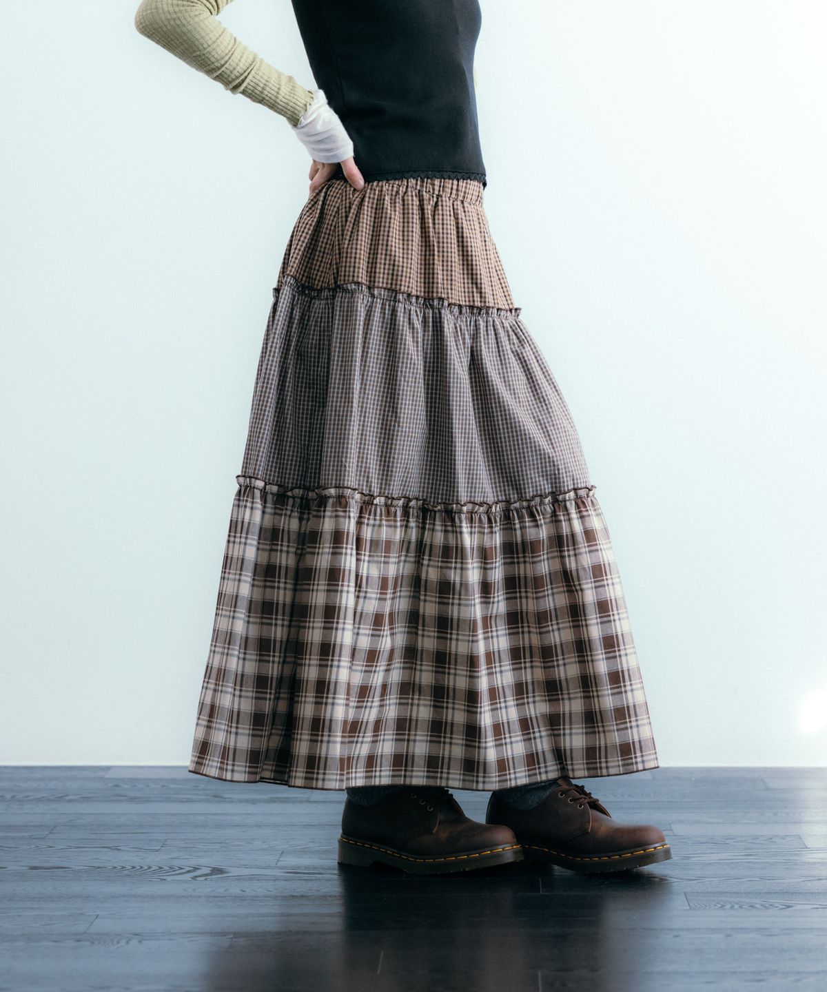 이요우아(IYOWUAH) Mix Check Flare Skirt, Brown