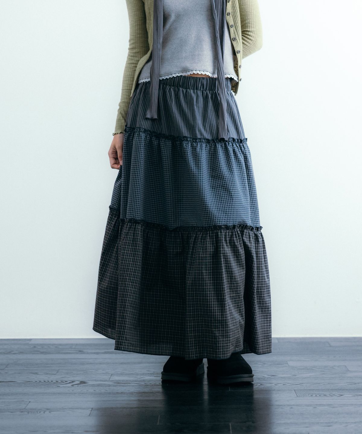 이요우아(IYOWUAH) Mix Check Flare Skirt, Navy