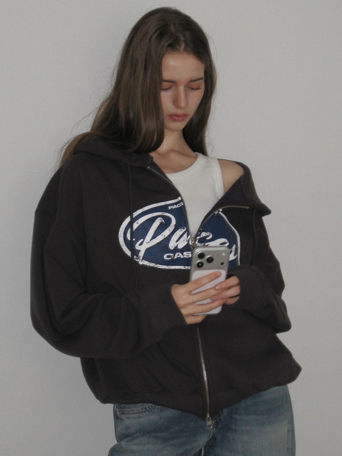 웨이브유니온(WAVE UNION) Oval logo Zip up Hoodie Charcoal