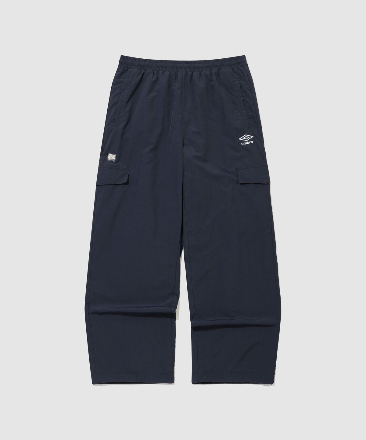 엄브로(UMBRO) 더비클럽 기모 안감 조거 & 와이드 2WAY 카고 팬츠 네이비 UR321CPT95