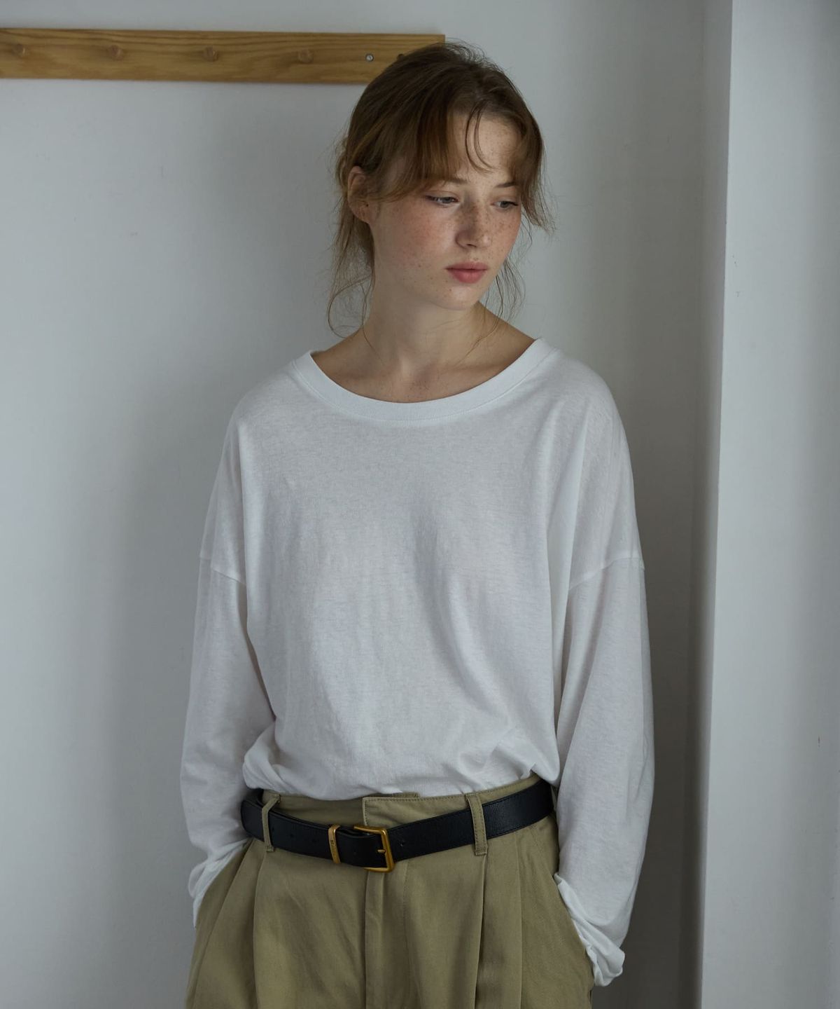 오픈도어스튜디오(OPENDOORSTUDIO) Boat Neck Loose Tee White