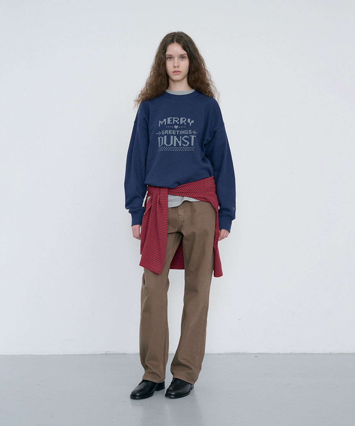 던스트(DUNST) UNISEX PIXEL SWEATSHIRT_UDTS6C113_NAVY