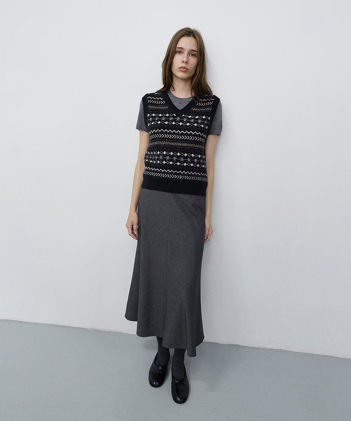 던스트(DUNST) UNISEX CRAFTED V-NECK KNIT VEST_UDSW6C117_NAVY