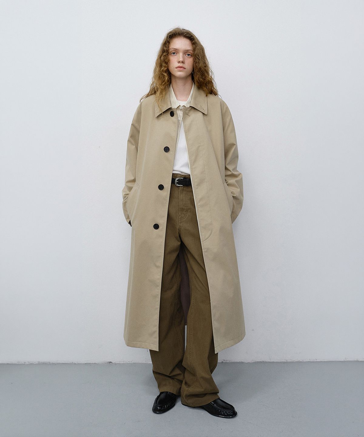 던스트(DUNST) UNISEX REFINED MAC COAT_UDTR6C102_BEIGE