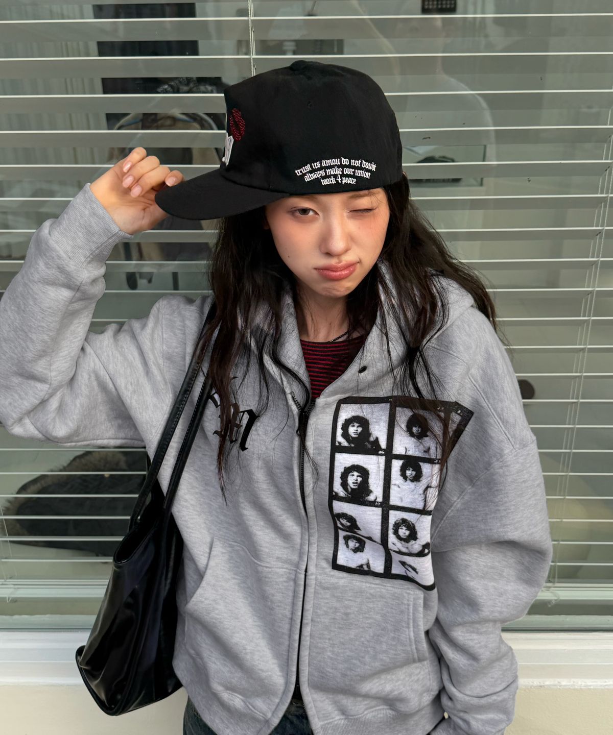 아모우(AMOU) [기모] AM hippy Hoodie Zip-up GRAY