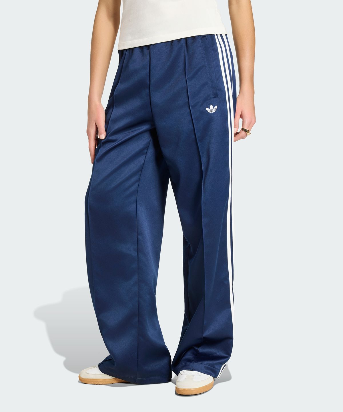 아디다스(ADIDAS) 새틴 SST 루즈 트랙 팬츠 - 나이트인디고:화이트 / KS7339