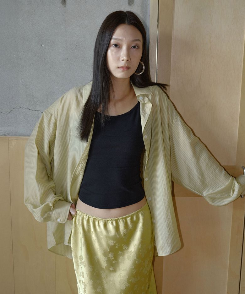 SHEER STRIPE OVERSIZED SHIRT / OLIVE