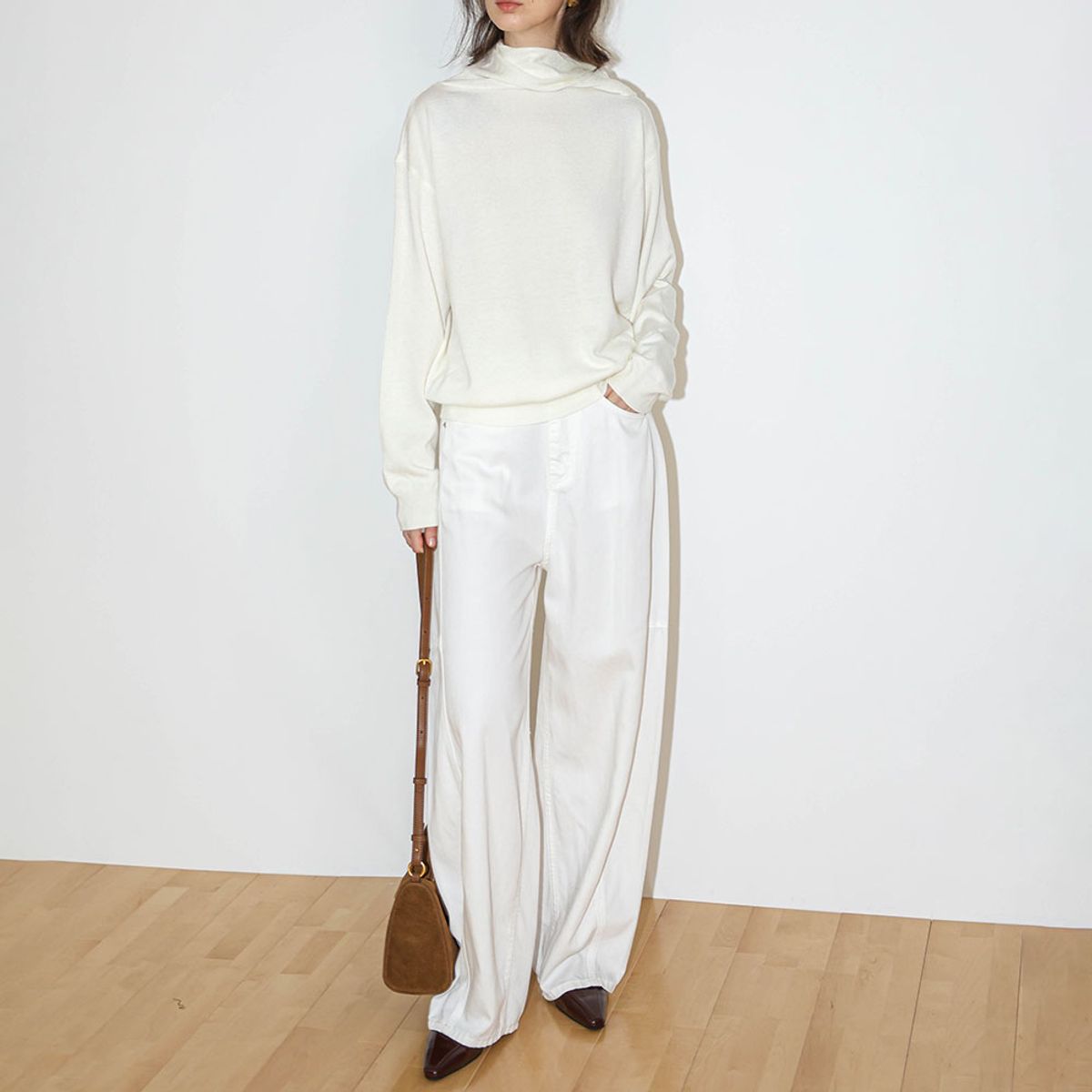 웬스데이딜라잇(WEDNESDAY DELIGHT) WD_Draped volume pants