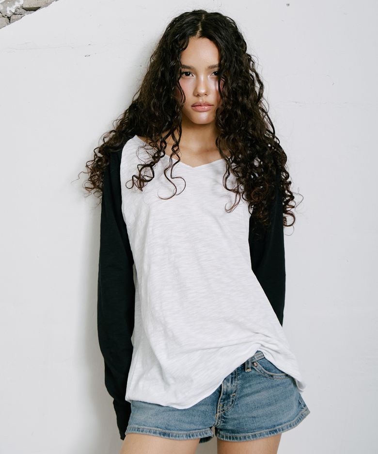 Raw Cut V-Neck Raglan Tee White