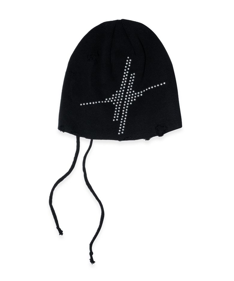 Distressed Eyelet Beanie (Black)