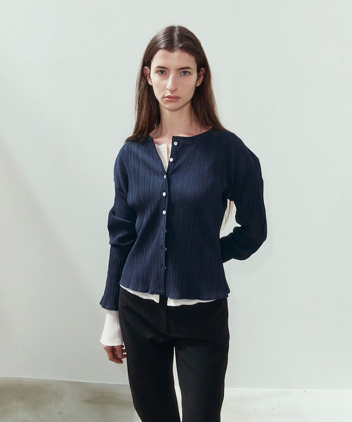 앙개(ANGGAE) Pleats Cardigan  Navy