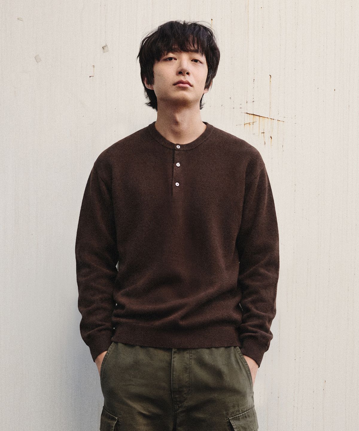 유니온블루(UNION BLUE) HARU CASHMERE WOOL HENLEY KNIT [BROWN]