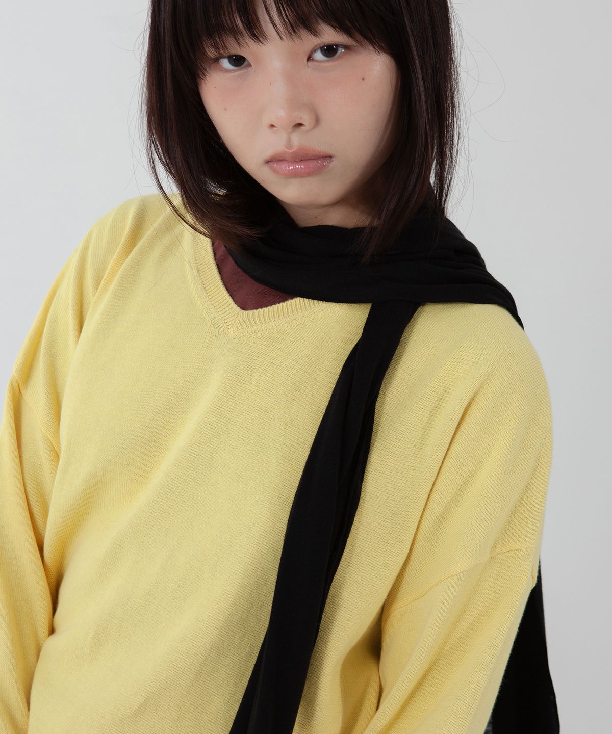 지지(GEEGEE) soft tencel long scarf - black