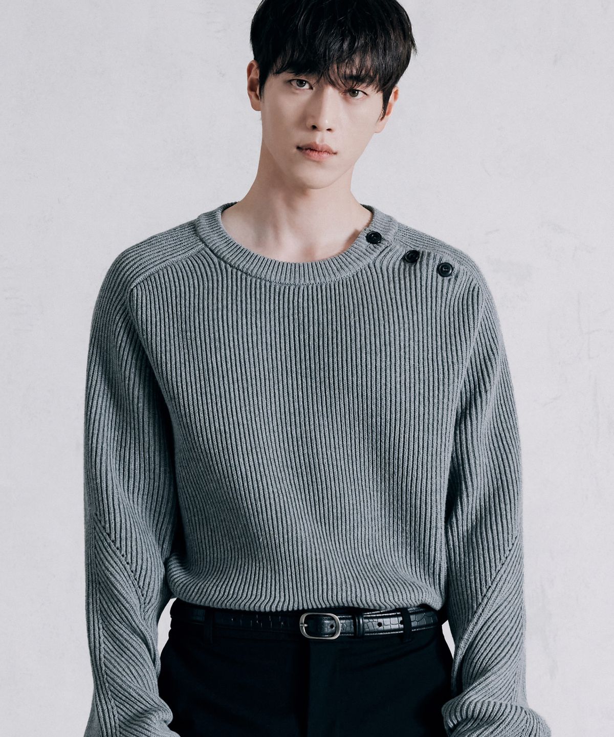 드로우핏(DRAW FIT) 베일리 슬릿 버튼 풀오버 니트 [MELANGE GREY]