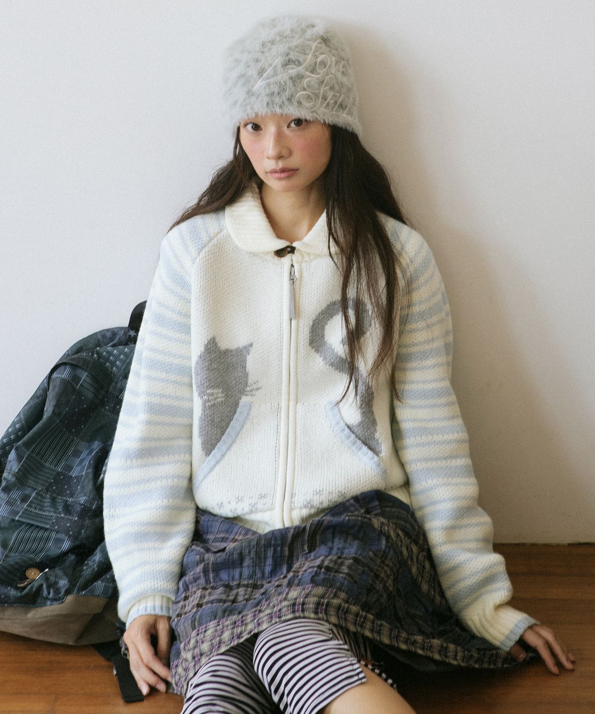 카비시(CAVISH) CATS BUTTON ZIP UP CARDIGAN IVORY(CV2GFUK681A)