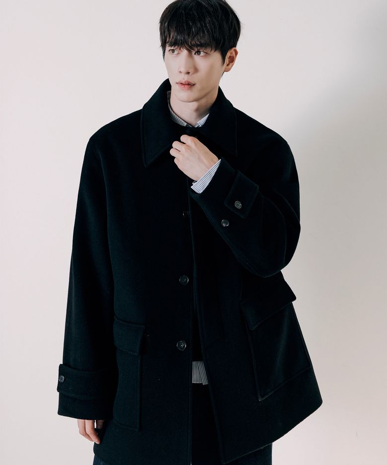[서강준 PICK] 프리미어 퓨어 캐시미어 시티 하프 발마칸 코트 [BLACK]
