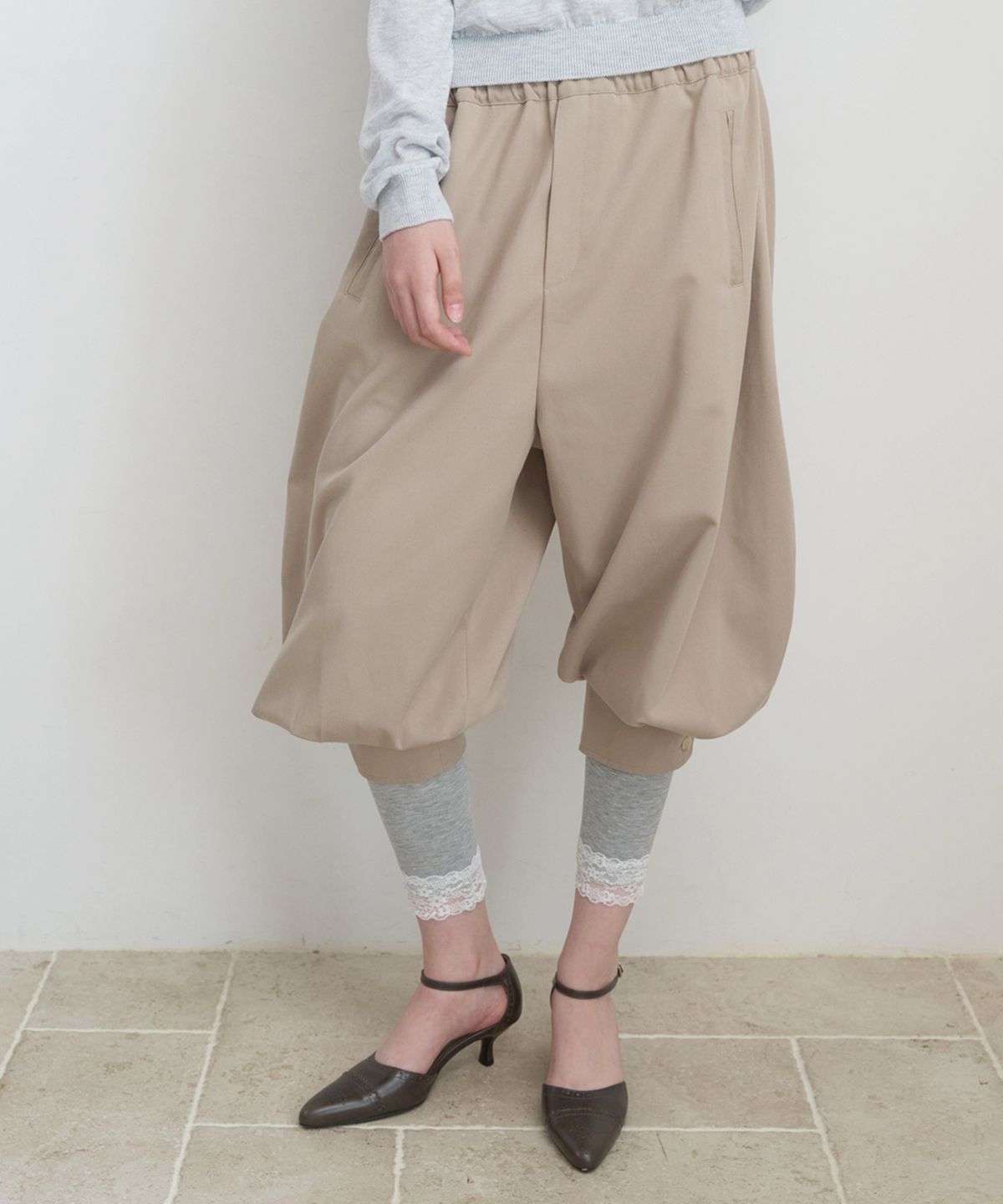 마조네(MA JOURNÉE) PIN TUCK VOLUME PANTS_BEIGE