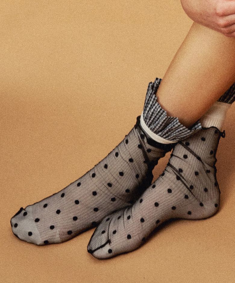HPP018 Dot See-through Socks