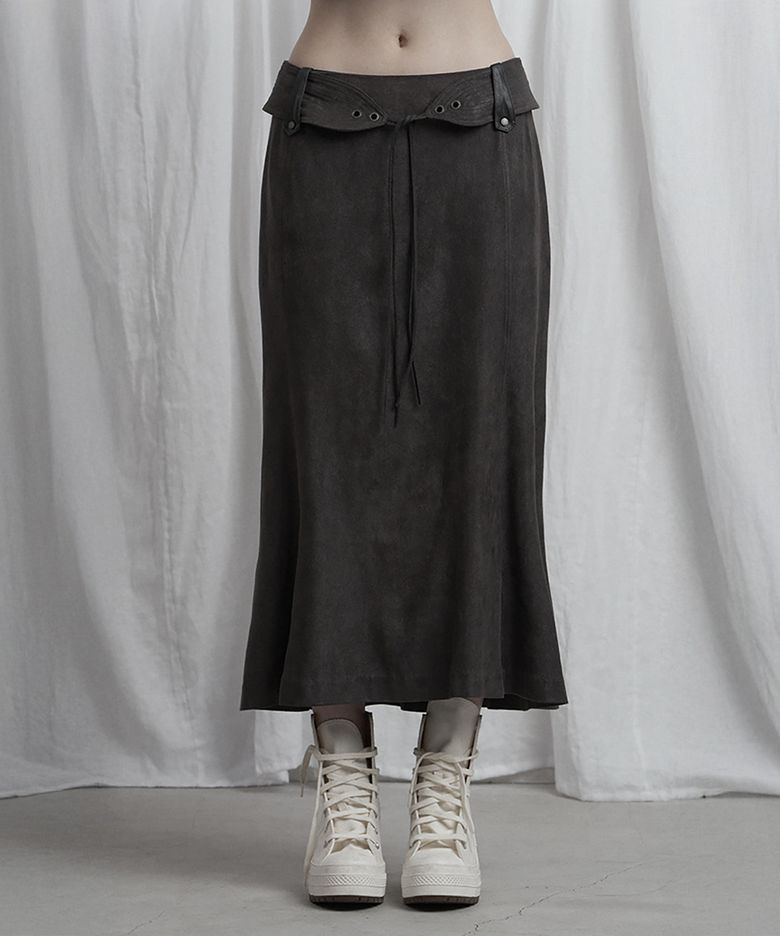 Suede Belt Low Rise Long Skirt (Charcoal)
