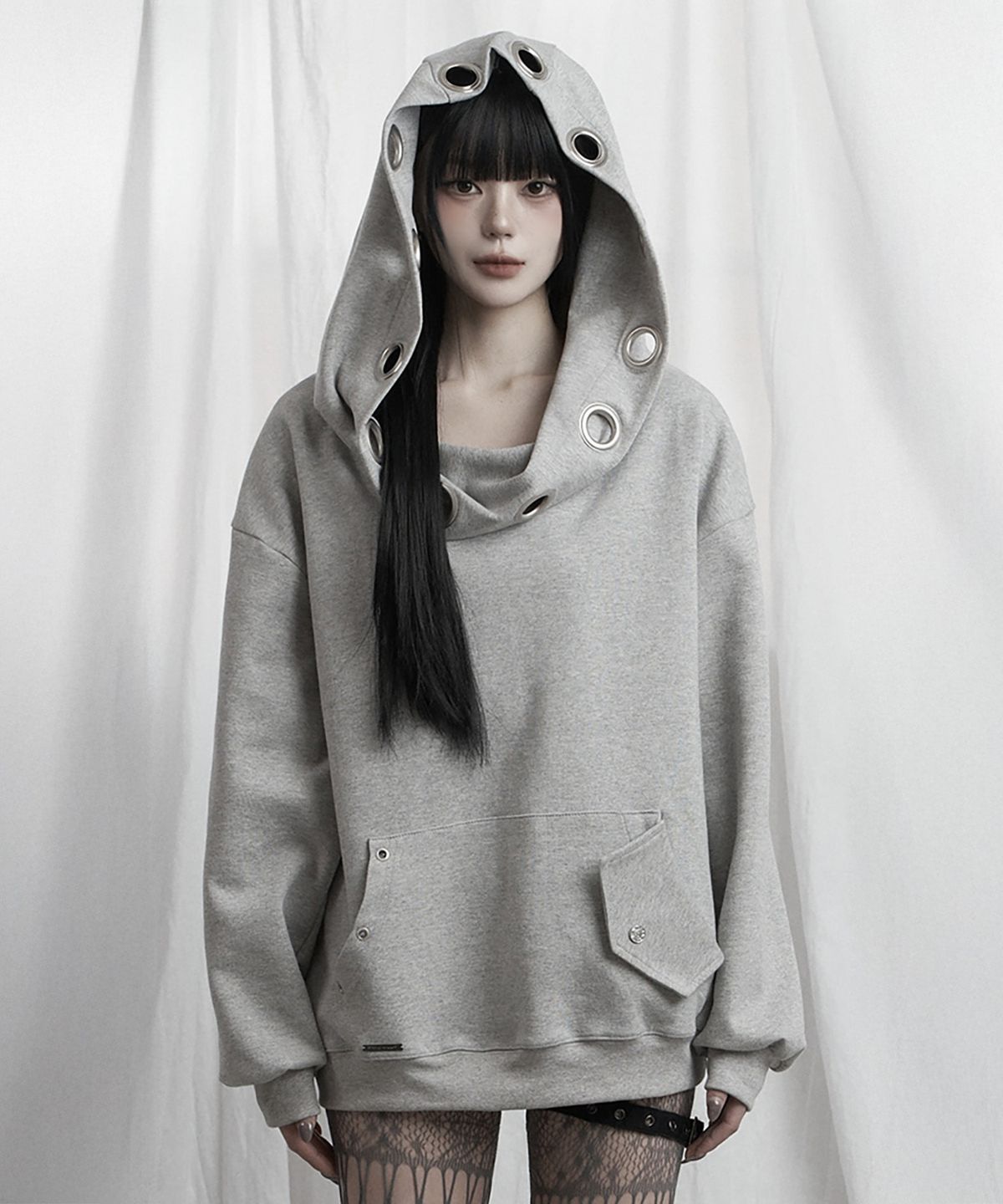 에트오소메(ETRE AU SOMMET) Off Shoulder Hood Layer Sweatshirt (Gray)