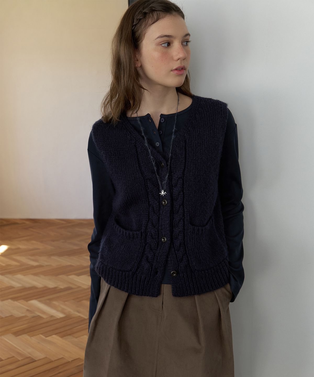 더미튼(THEMITTEN) Arbor knit vest (navy)