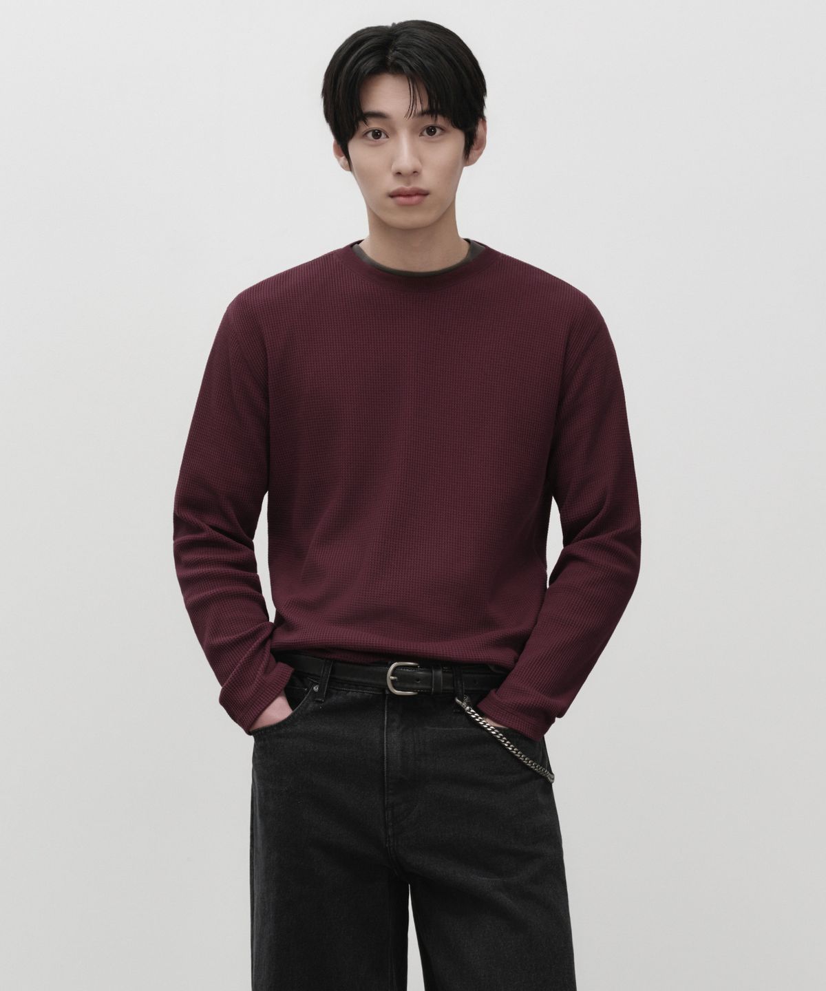 무신사 스탠다드(MUSINSA STANDARD) 와플 크롭 크루 넥 긴소매 티셔츠 [버건디]