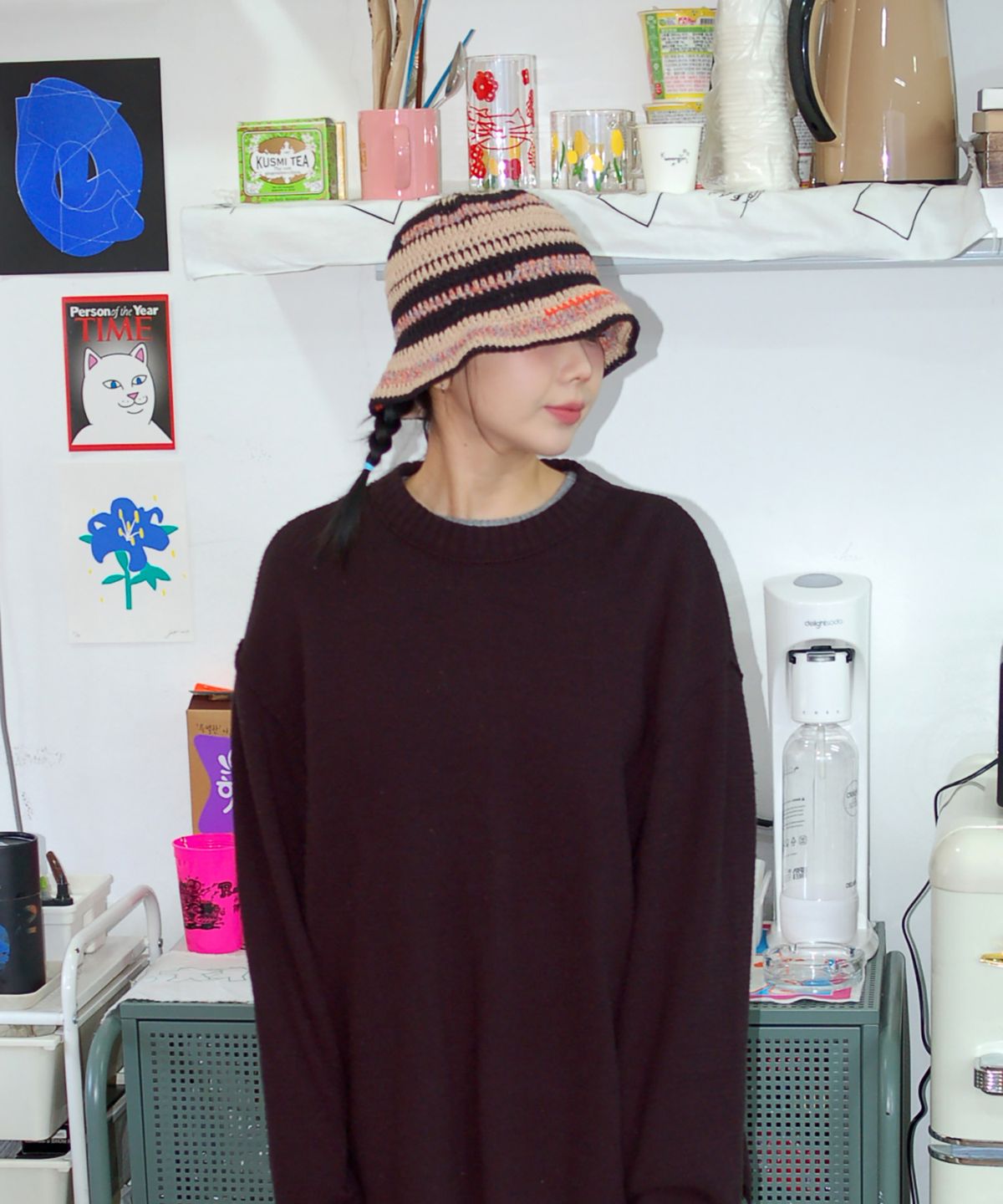솔티버터핸드웍스(SALTY BUTTER HANDWORKS) VHS PATTERN BUCKET HAT - BEIGE / BLACK