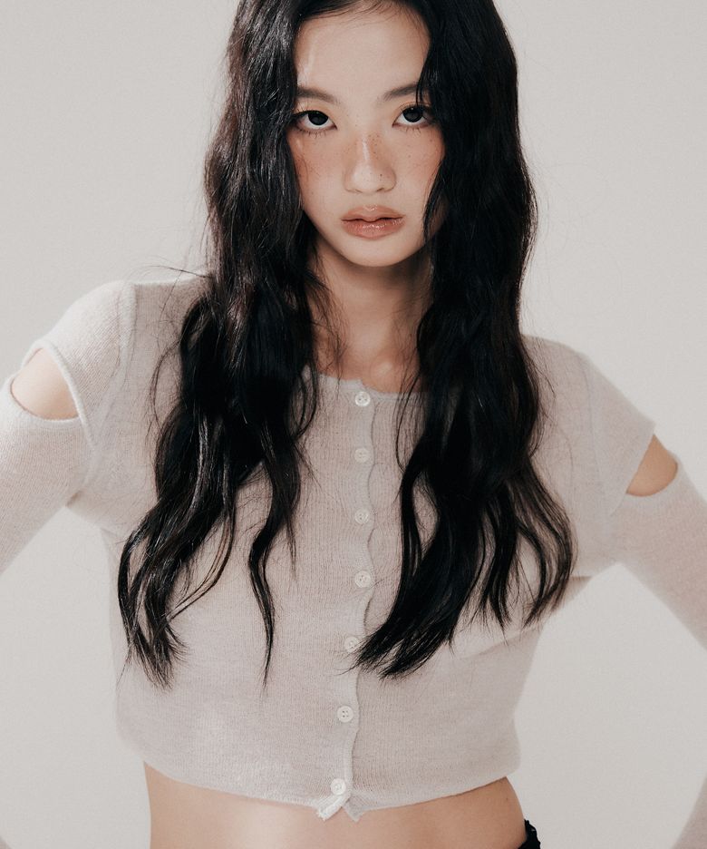 시어 버튼 크롭 롱슬리브