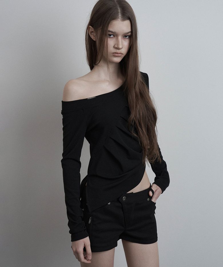 Asymmetric Cinch One Shoulder Top (black)