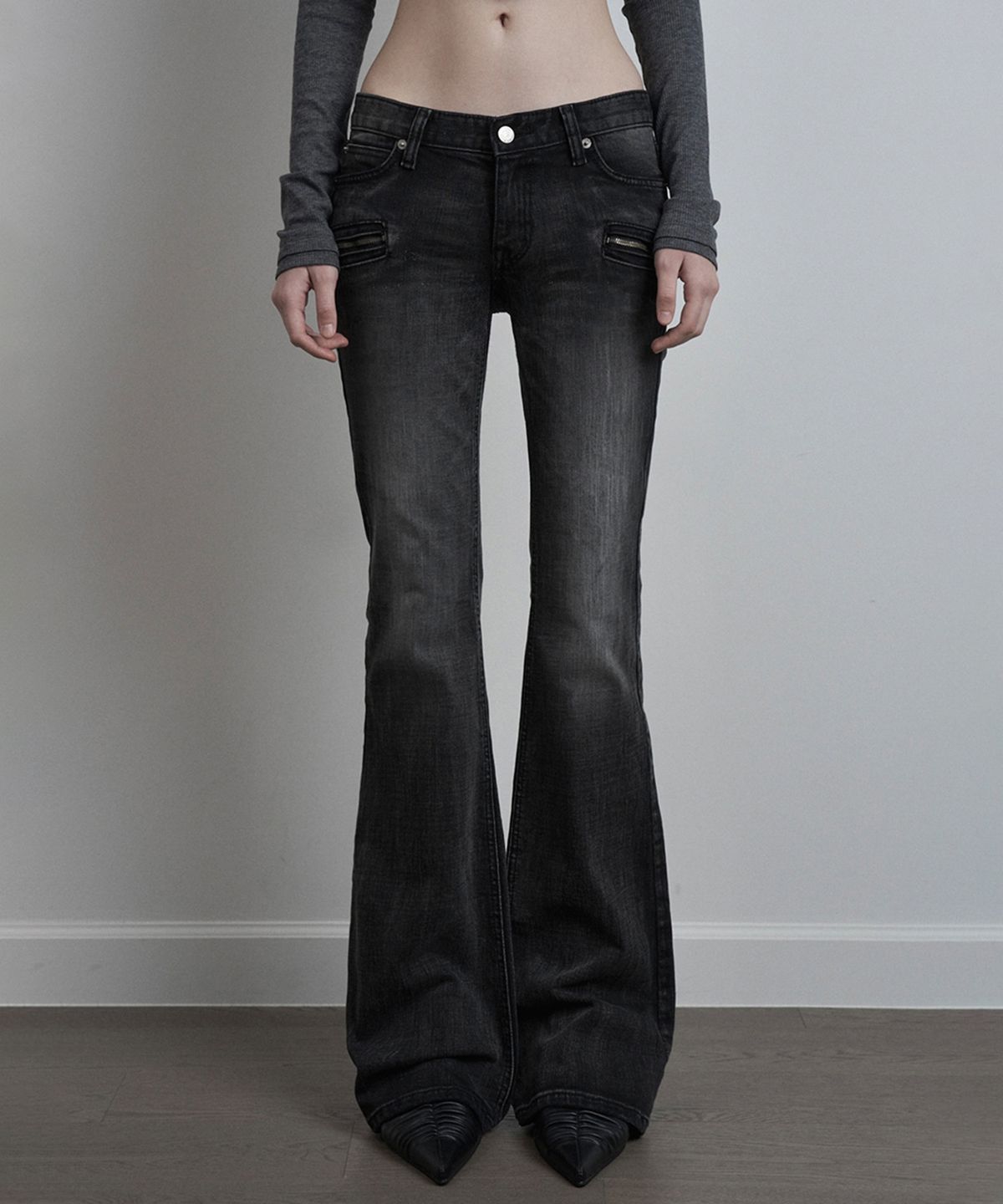 이네기(INEGI) Gothic Zip Bootcut Jeans (dark grey)