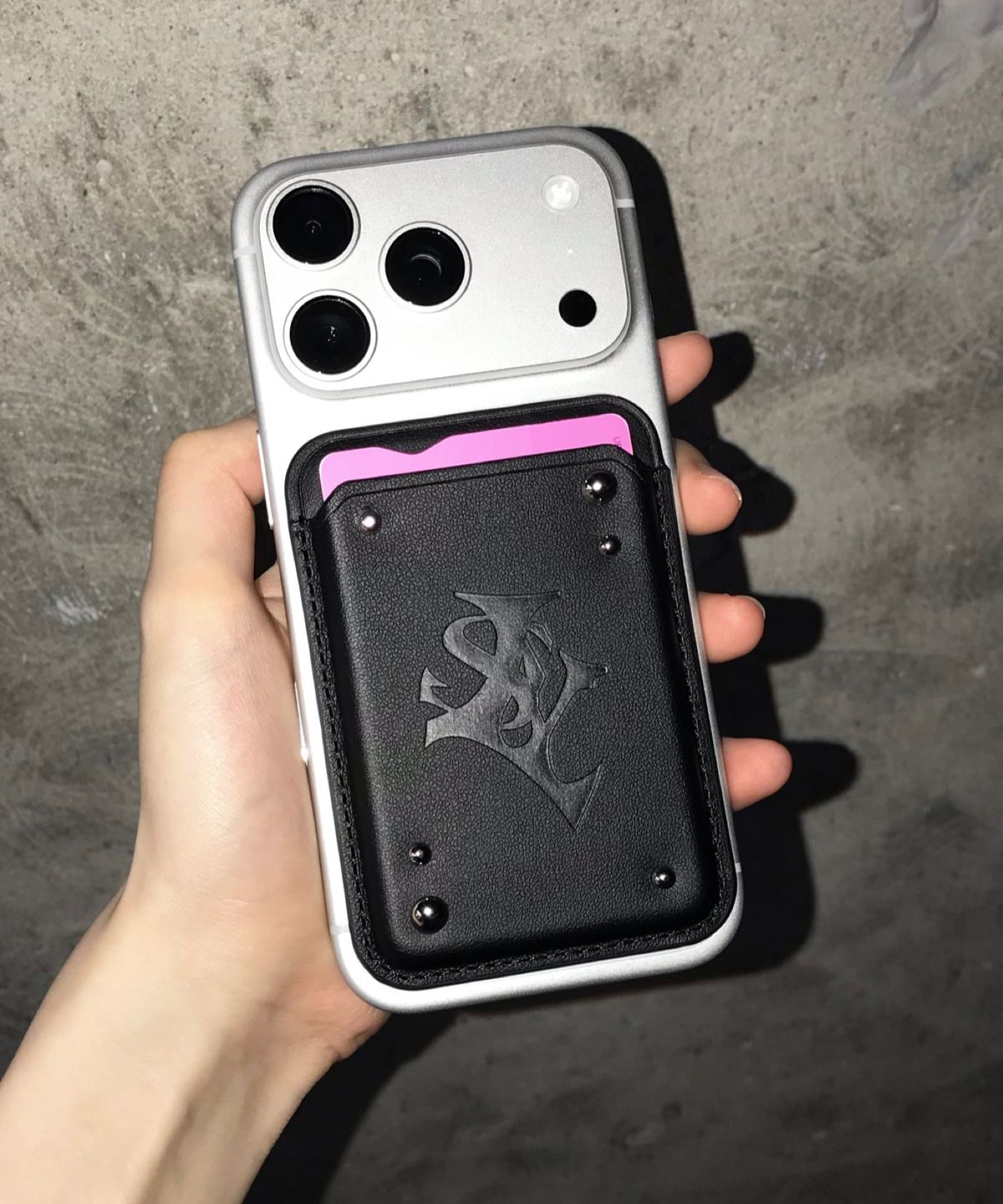 리버뉴스(LIBERALNEWS) BLAVKNESS MAGNETIC CARD WALLET_BLACK
