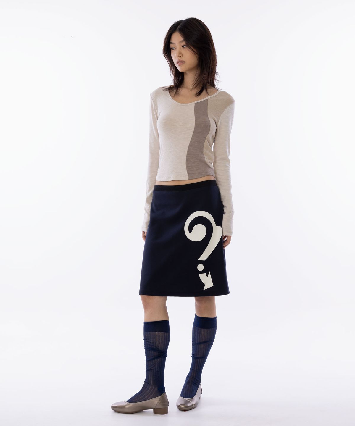 라이라이(LYELYE) Soft Curved Colorblock Longsleeve Tee [Beige]