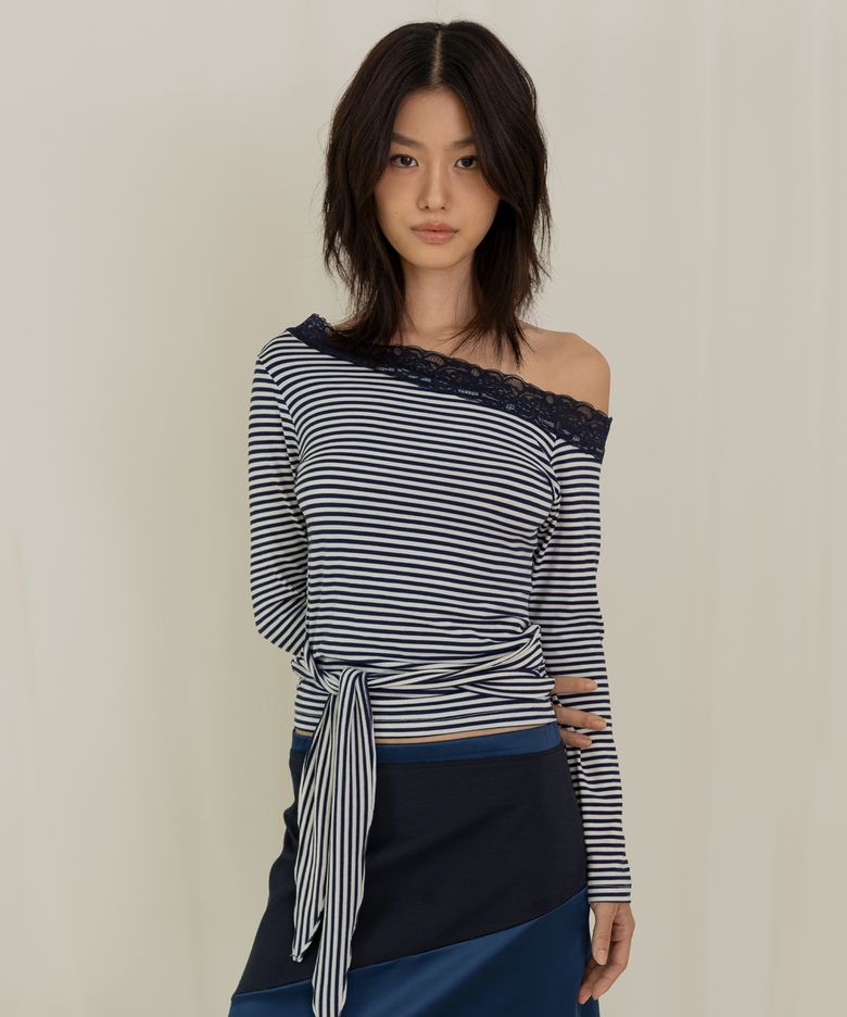 Lace Off-shoulder Tie Top [Navy Stripe]