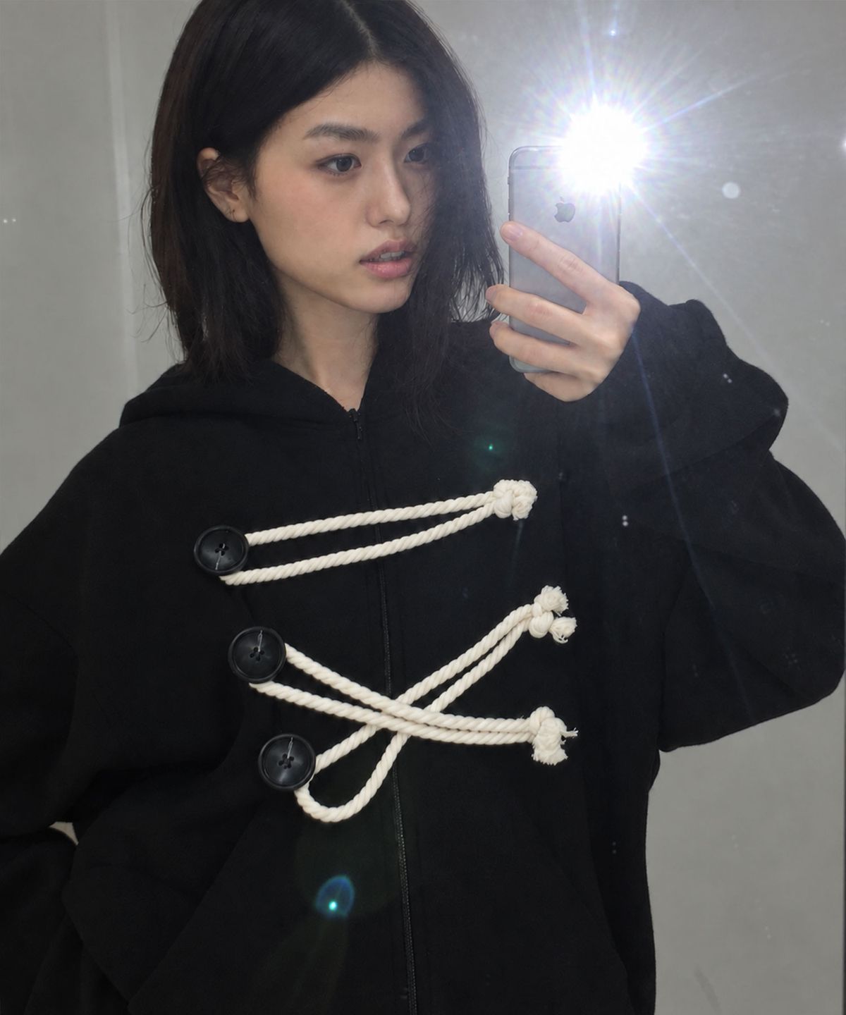 라이라이(LYELYE) Napoleon Rope Hood Zip Up [Black]