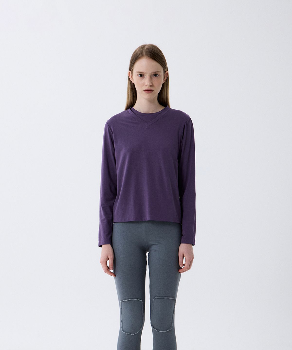 코스모스(COSMOSS) SOFT V-NECK TOP (PURPLE)