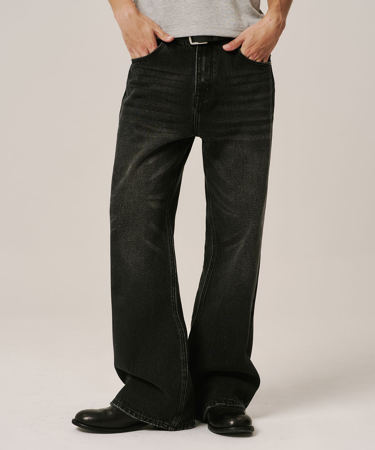 노페이머스(NOFAMOUS) 13oz Wide Flare Salt Washed Jeans (washed black)