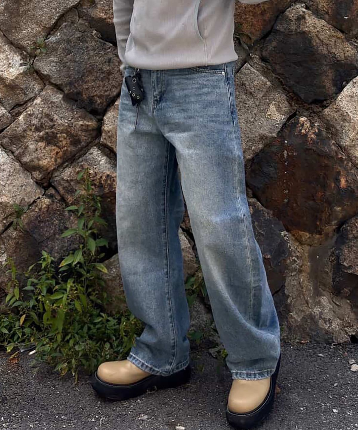 노페이머스(NOFAMOUS) 12.5oz Curved FIt Washed Jeans (blue)