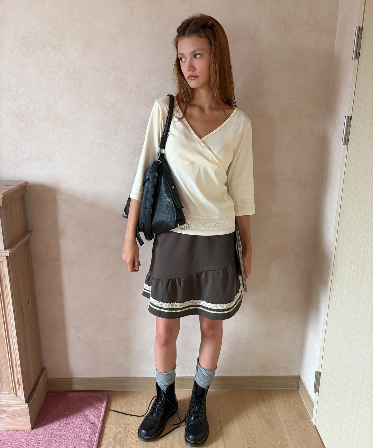마르제(MARJE) Lace lune wrap t Butter